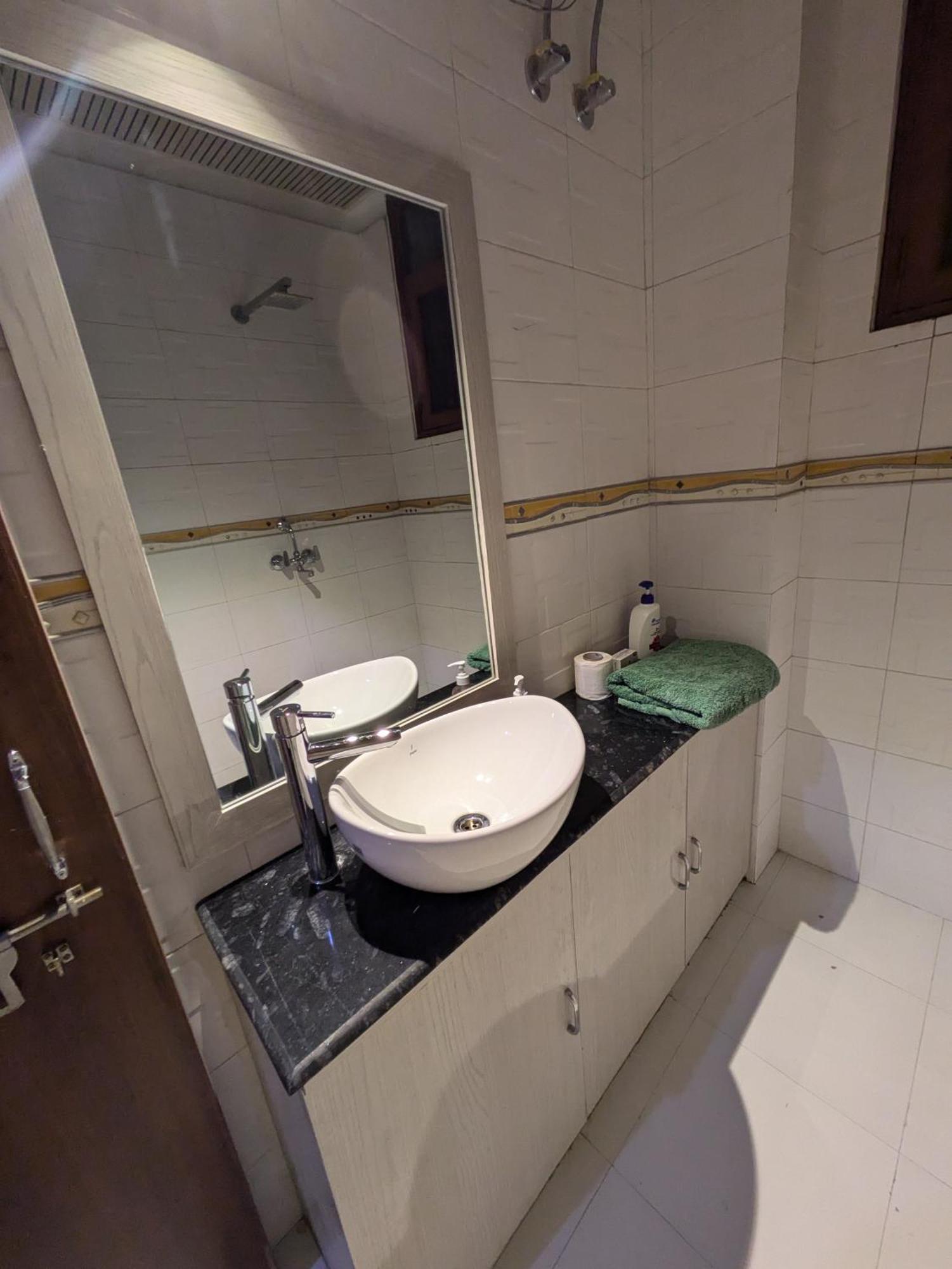 Hotel Mulberry Garden Waranasi Zewnętrze zdjęcie